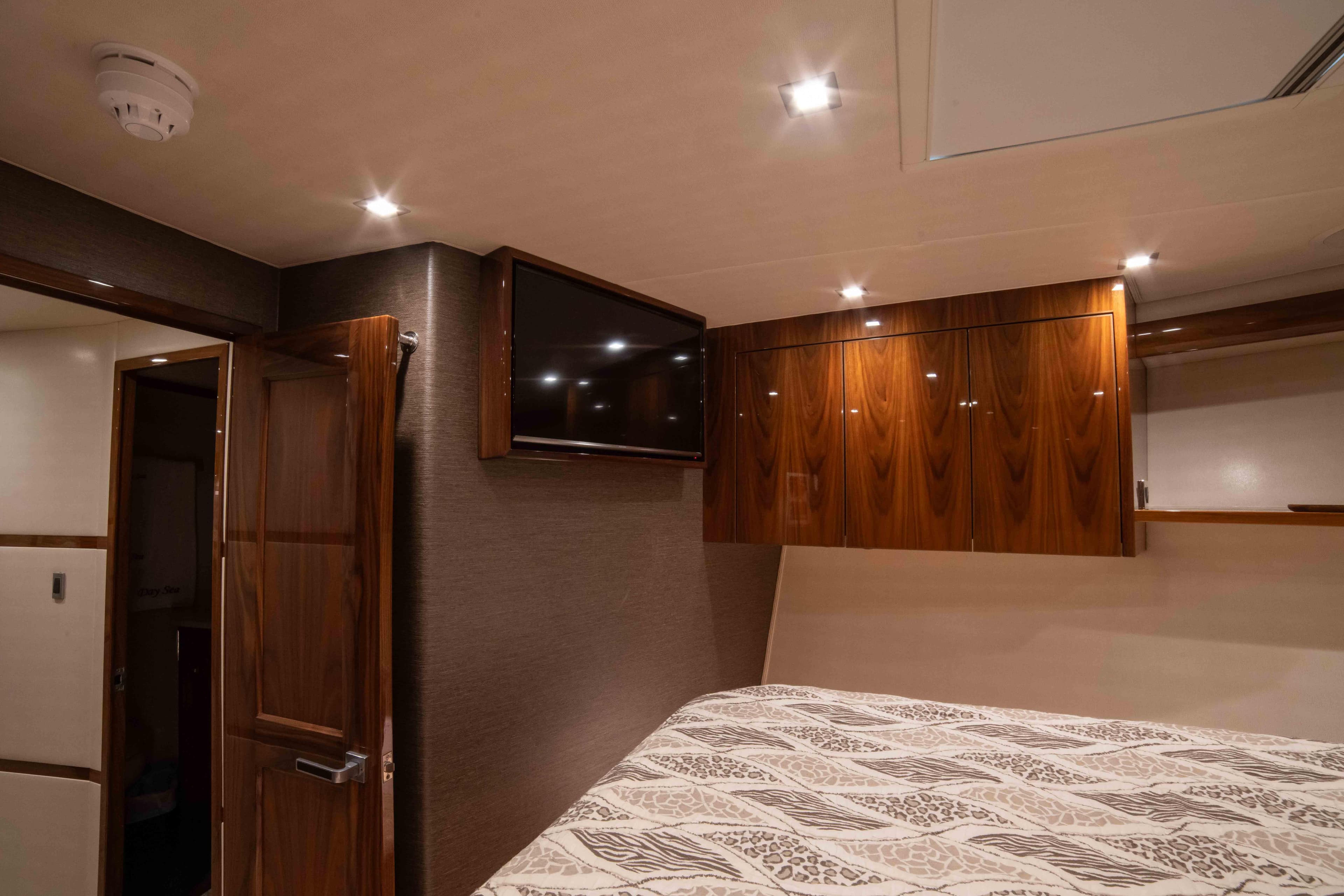 2019 Viking 72 Enclosed Bridge