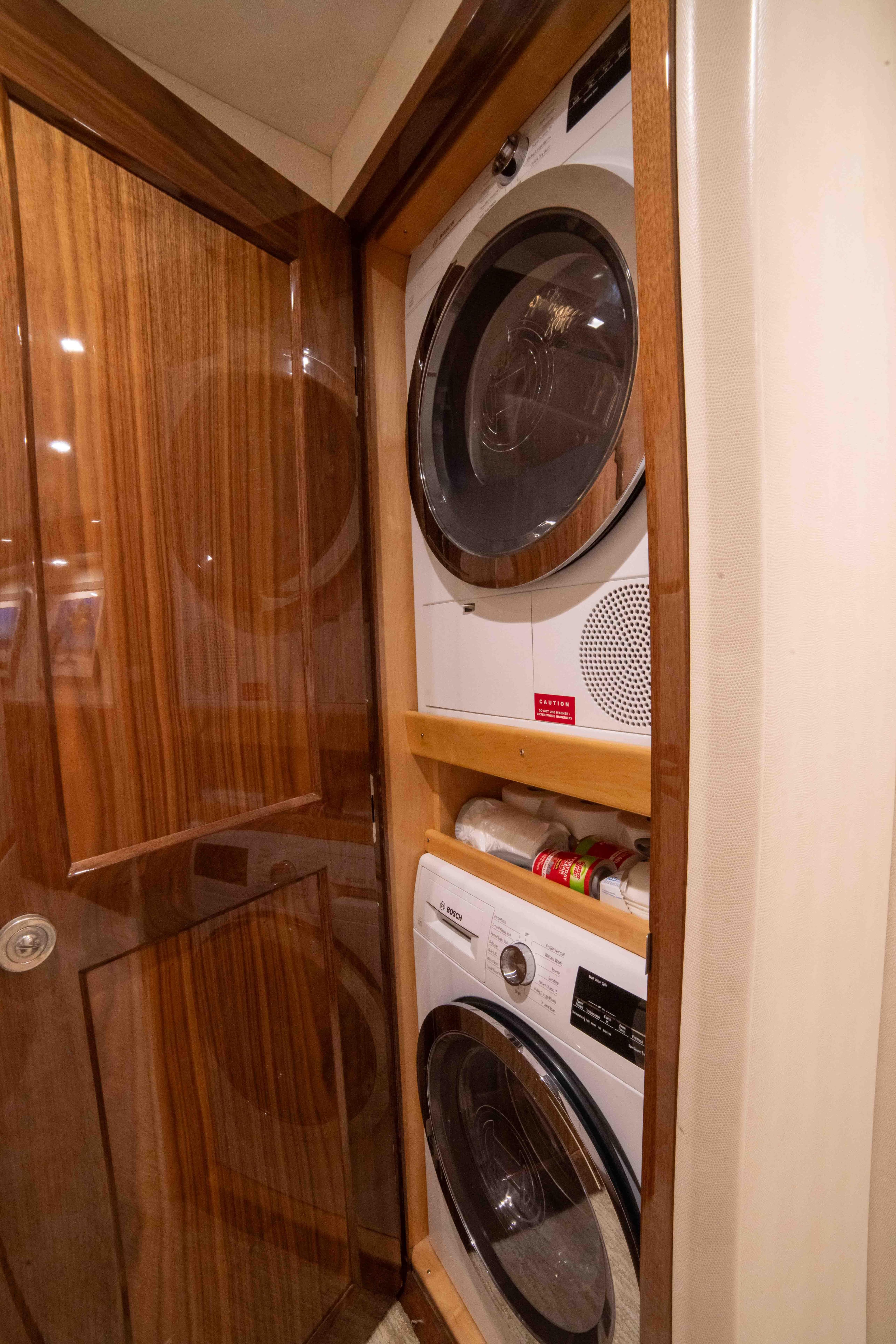 2019 Viking 72 Enclosed Bridge