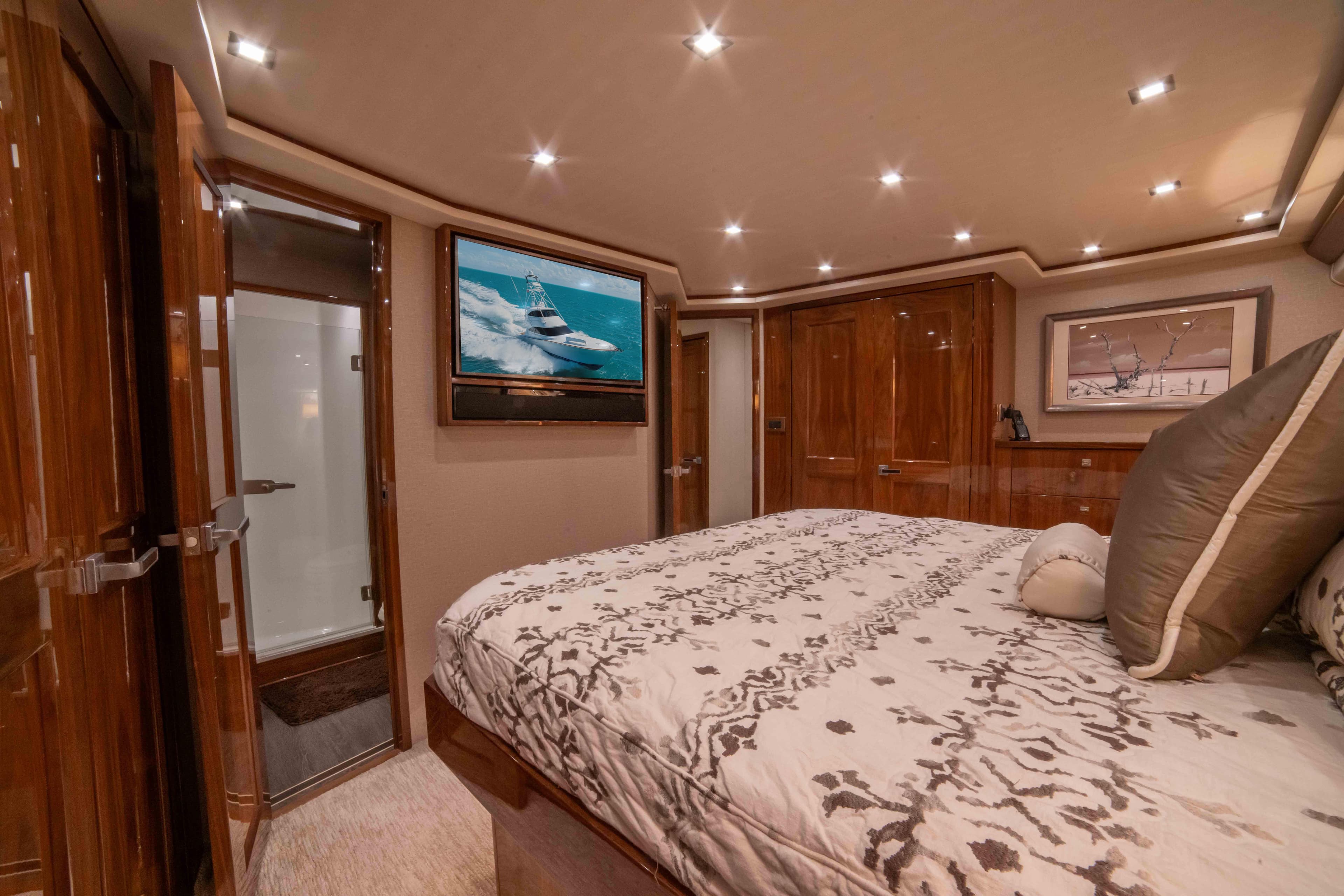 2019 Viking 72 Enclosed Bridge