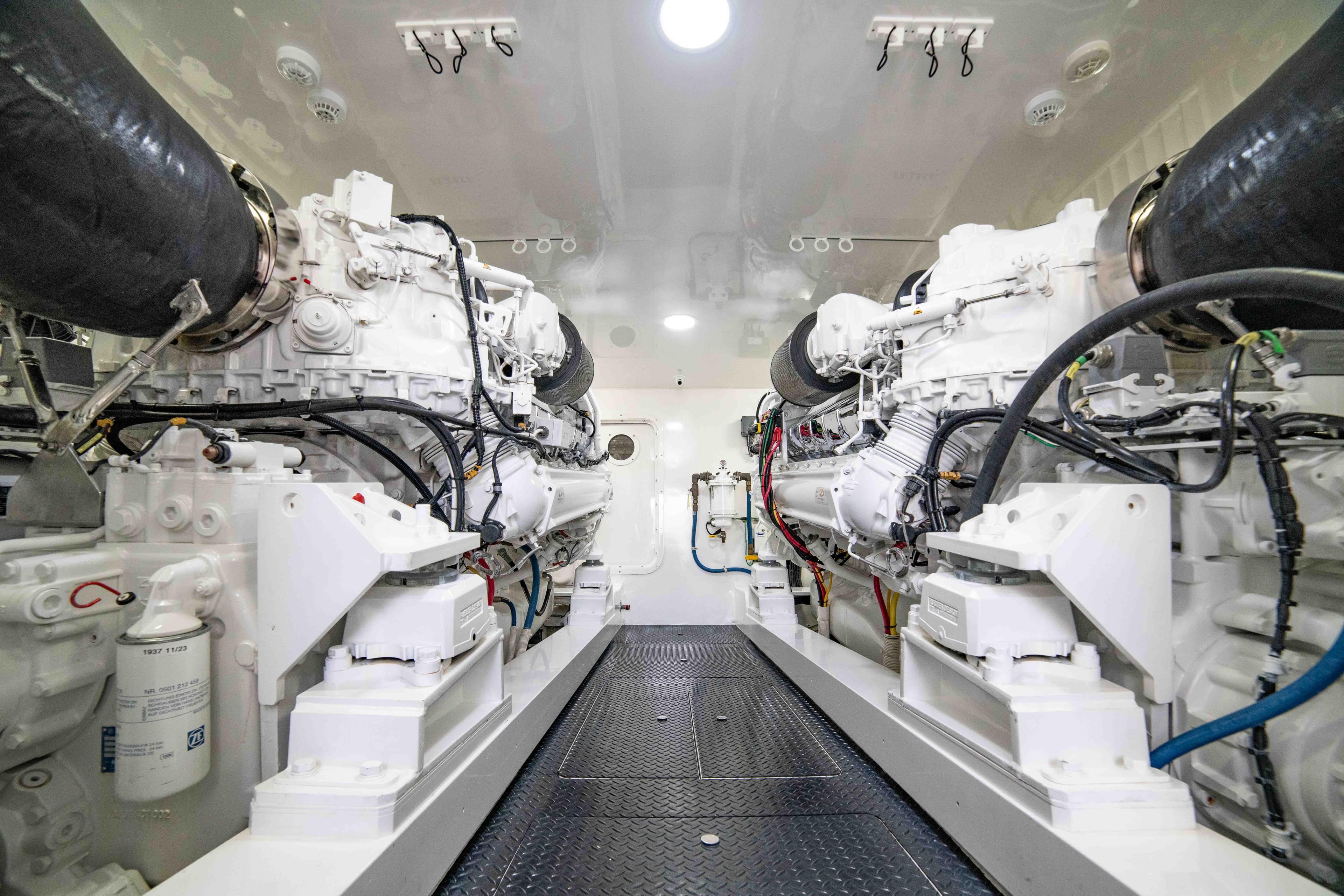 2019 Viking 72 Enclosed Bridge