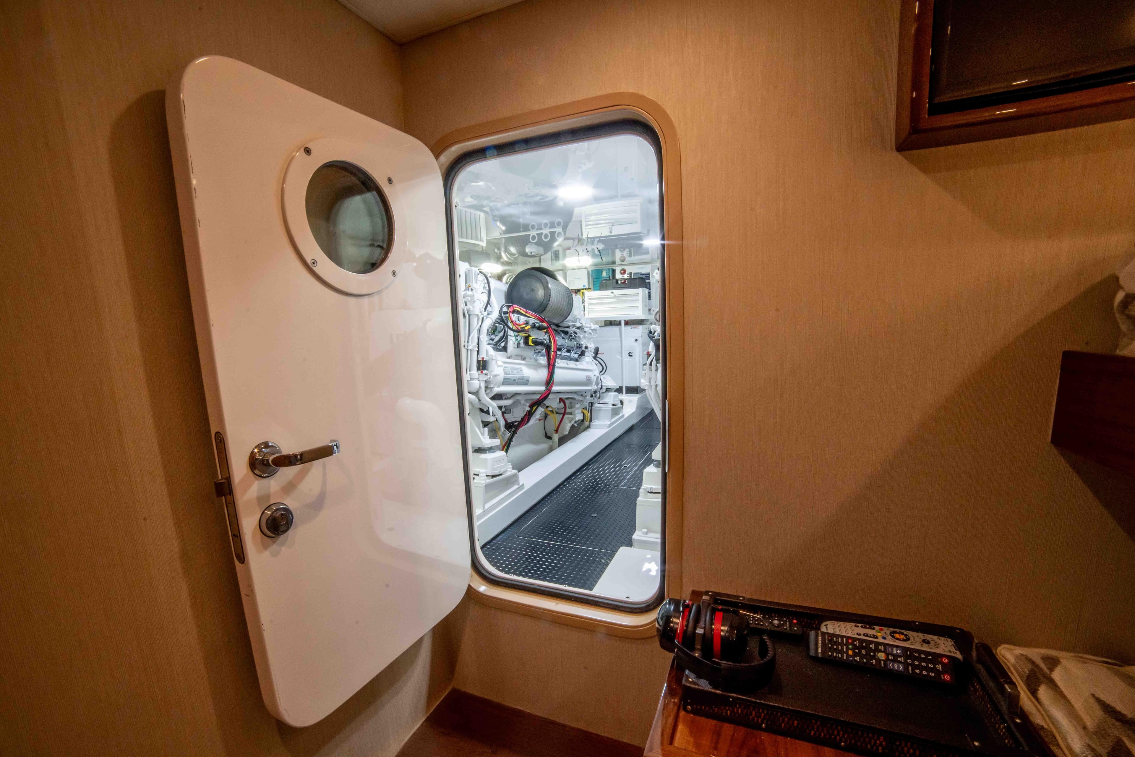 2019 Viking 72 Enclosed Bridge