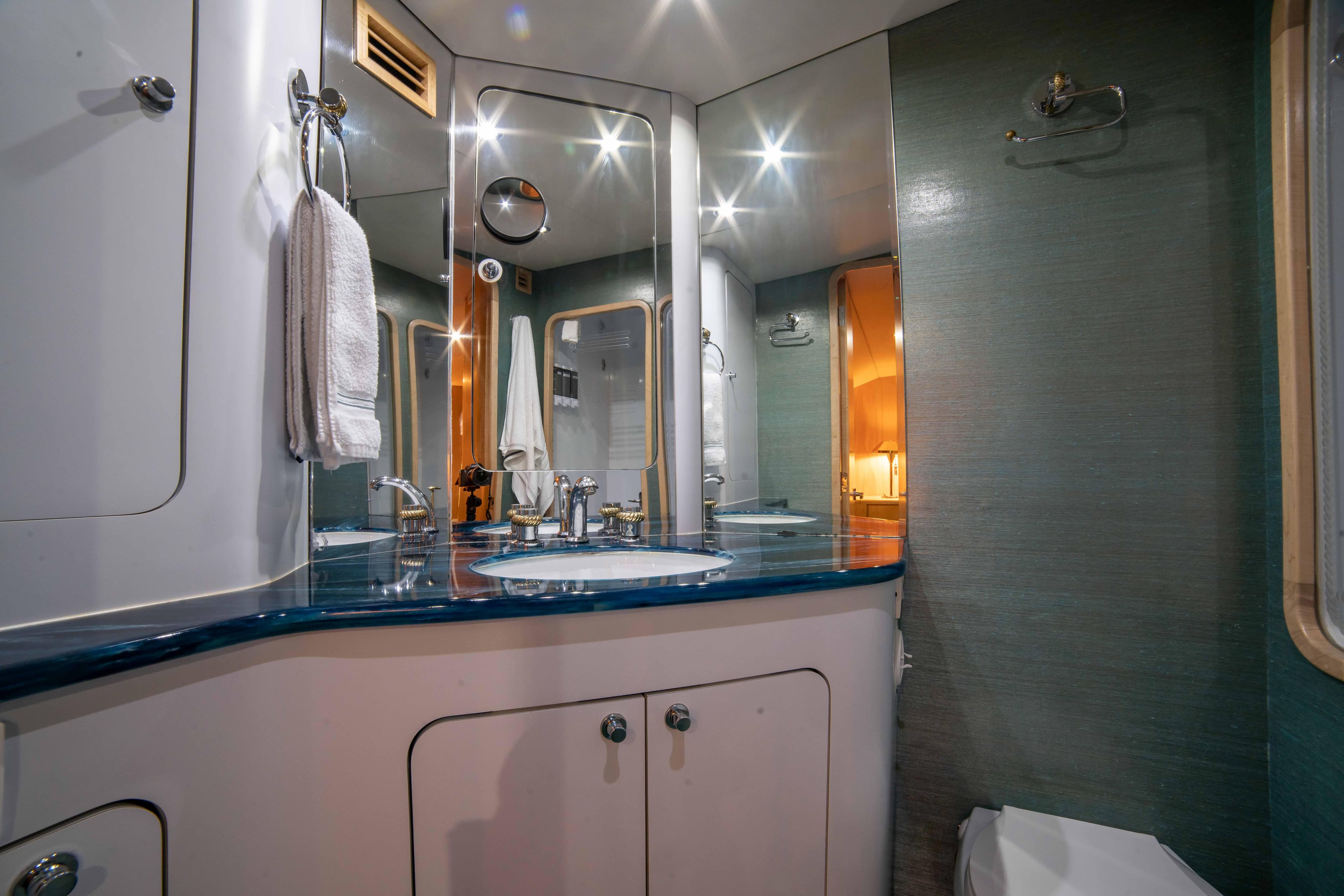 1996 Donzi 72 Custom Convertible