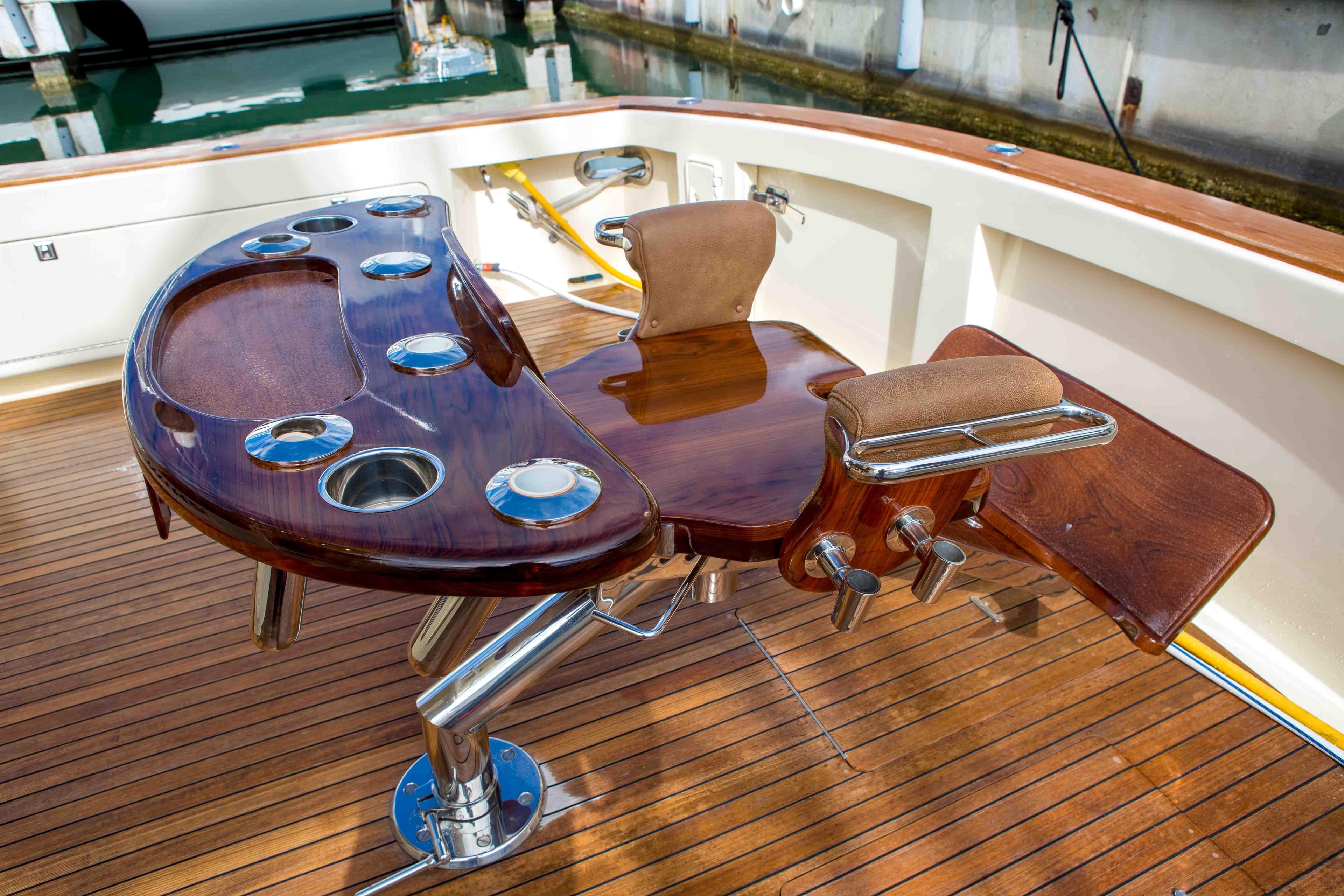 Luxury fishing chair on 1996 Donzi 72 Custom Convertible yacht deck.