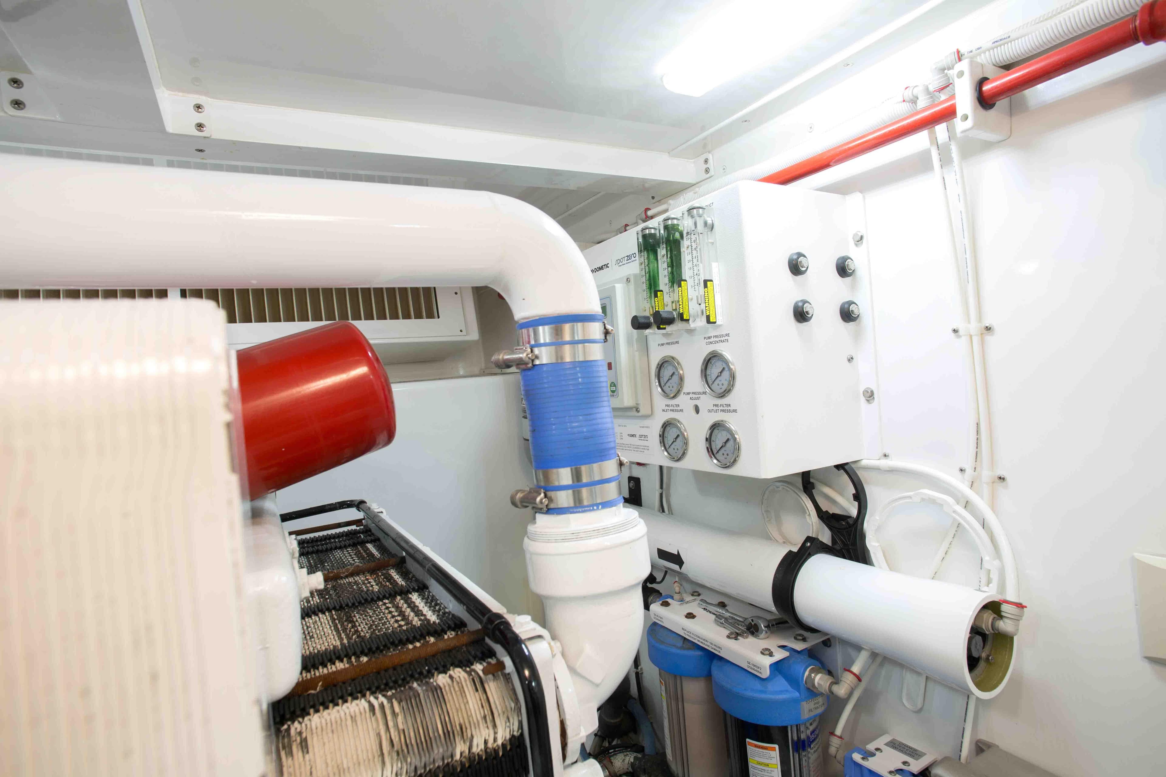 1996 Donzi 72 Custom Convertible